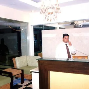 Metro43 Hotel Chandigarh